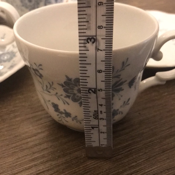 Seltmann Weiden Christina porcelain white and blue cup and saucer set of 4 GUC - Picture 6 of 7